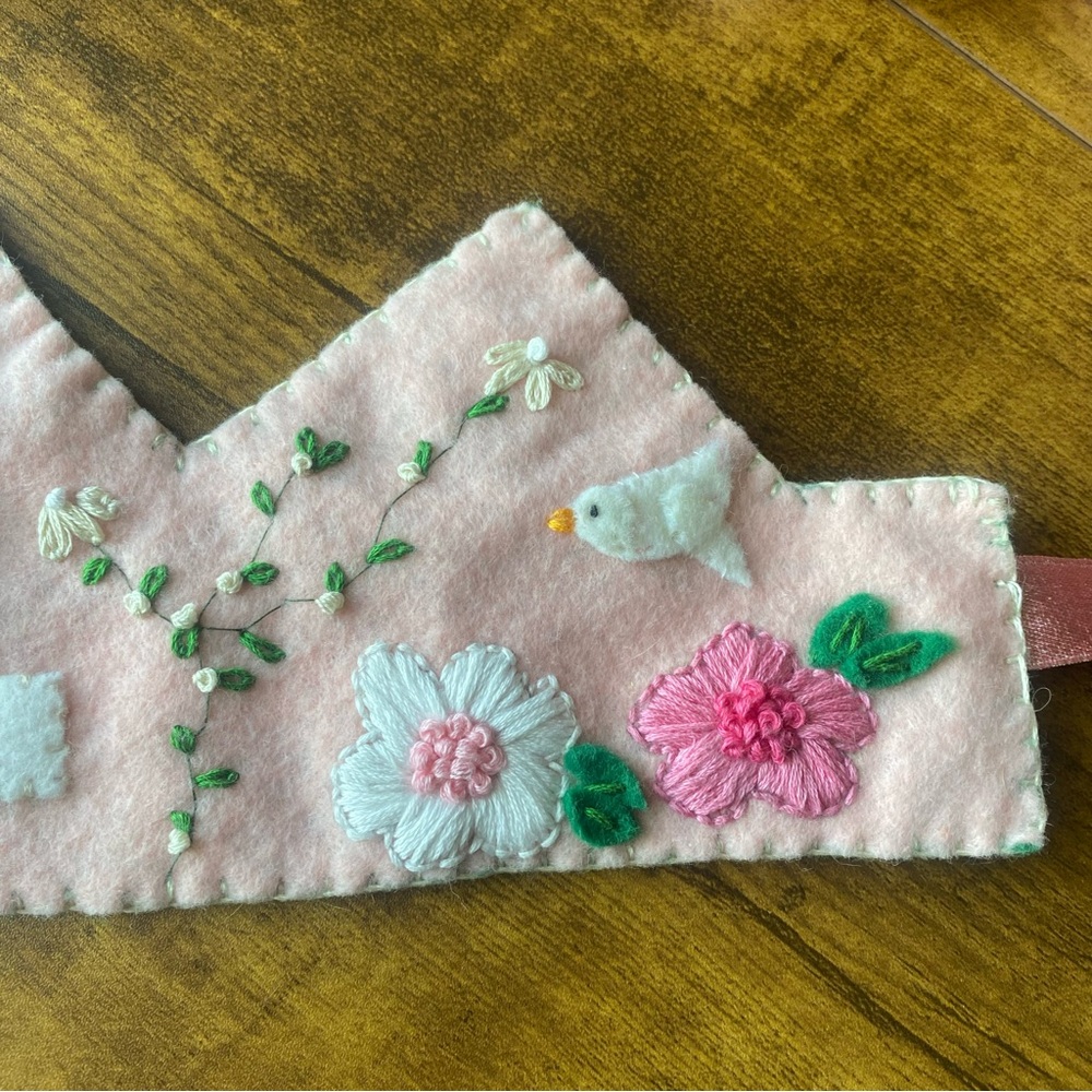 Hand-Embroidered First Birthday Waldorf Felt Crown - Picture 5 of 8